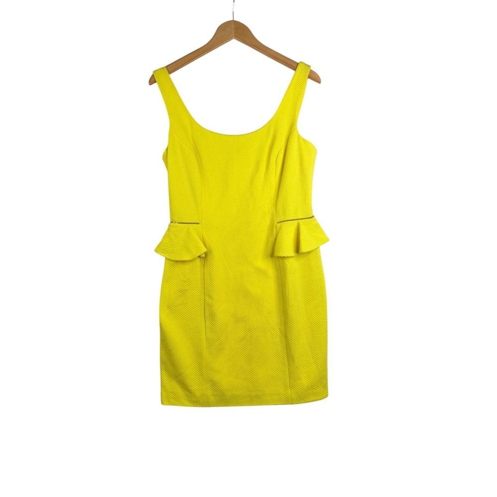 Betsey Johnson‎ Sheath Peplum Scoop Neckline Dress size 12 Yellow